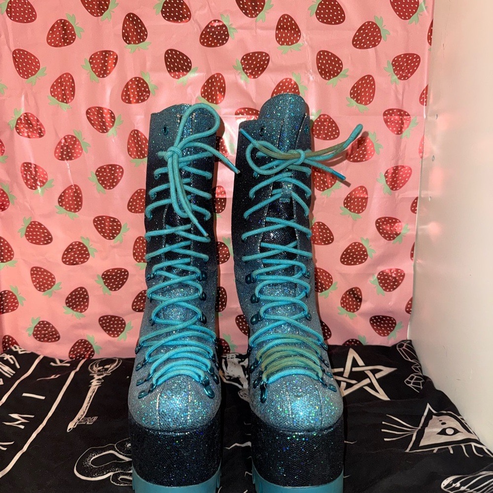 RARE HTF DOLLS KILL CLUB EXX BLUE SPARKLE PLATFORM TRAITOR BOOTS SIZE 9 - Picture 13 of 14